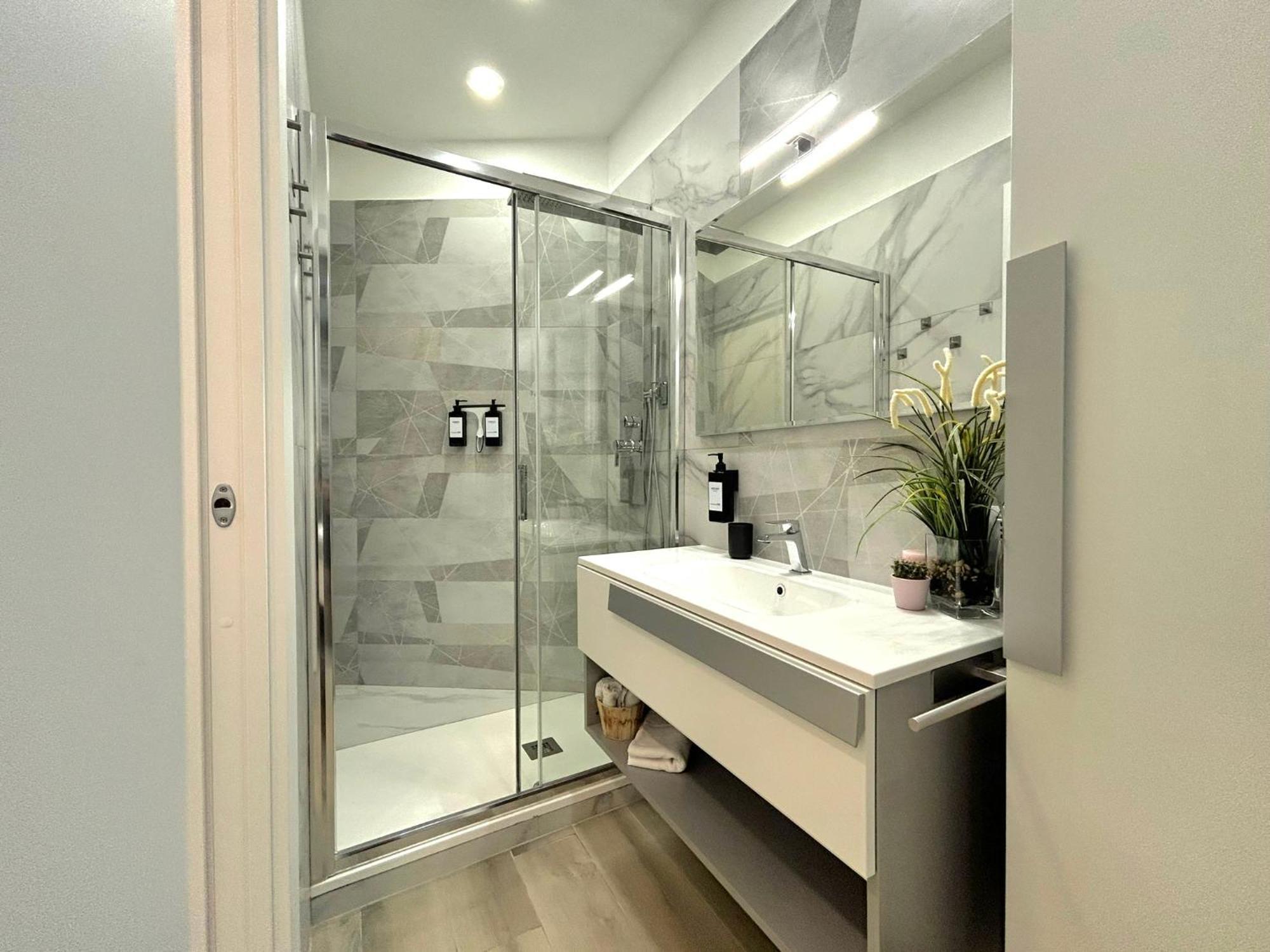 Modern Apartments Mm3 Afforifn Only 15 Min From Duomo Milano Dış mekan fotoğraf